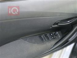 تۆیۆتا کۆرۆلا